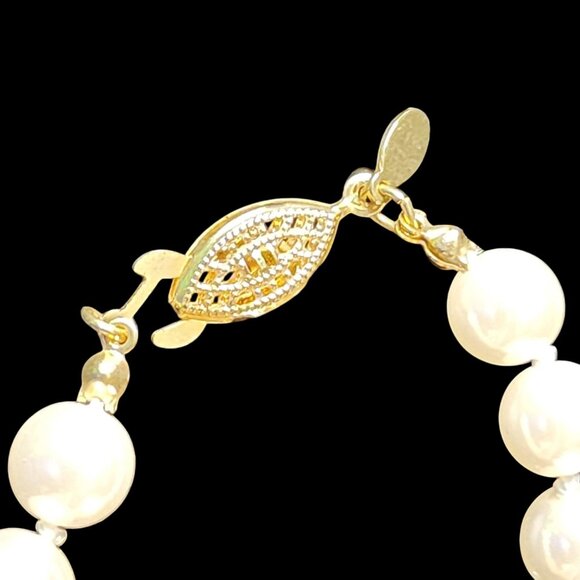 Vintage Roman Jewelry Company RMN Faux Pearl Necklace - Picture 3 of 4